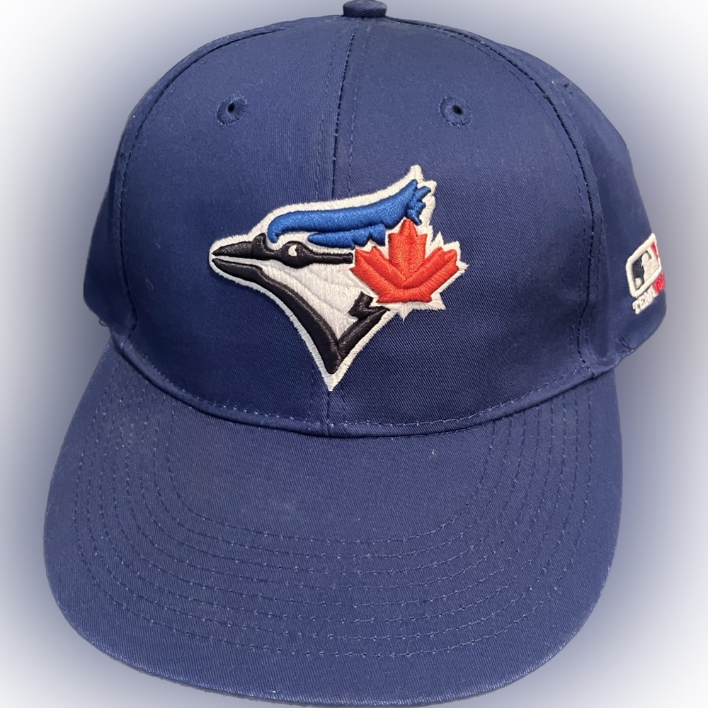 Toronto Blue Jays Flat Bill Hat. Size OS. Color Blue.